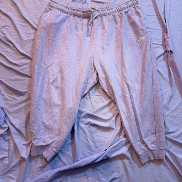 PLUS SIZE 3X Nike Heathered Light Purple Capri Length Sweatpants - Picture 1 of 11